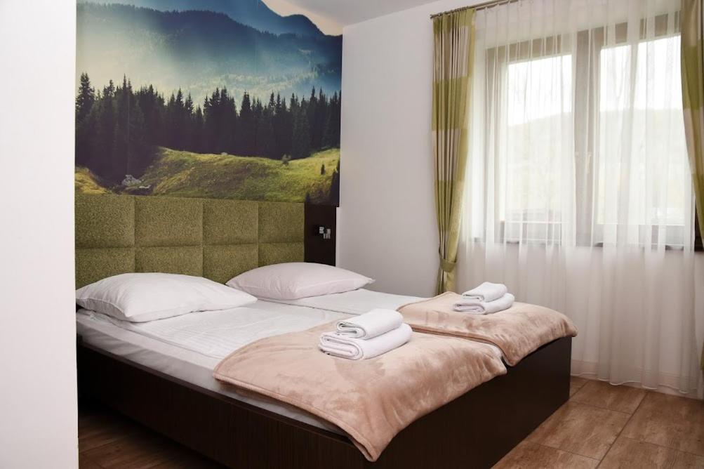 Dworek Gora I Kura Homestay Brenna